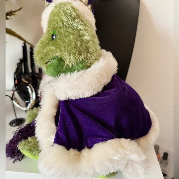 8" Green Frog Prince In Crown Kiss Me Beanbag Stuffed Plush Toy Animal - Picture 2 of 10